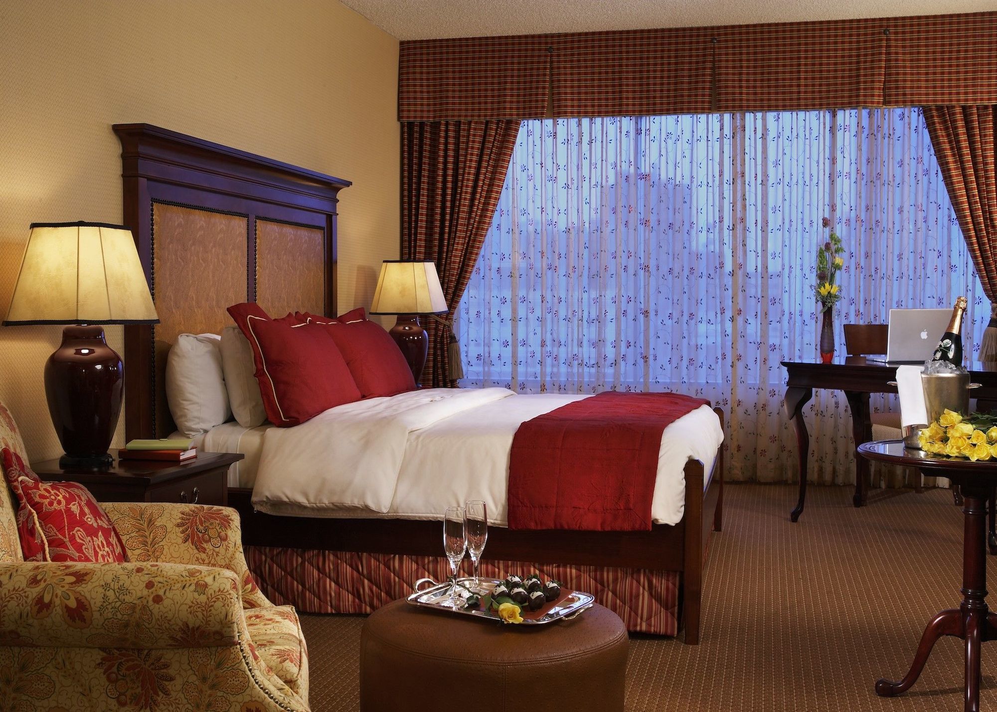 เดอะ เวอร์ทิงตัน เรอแนสซองซ์ ฟอร์ต เวิร์ท โฮเต็ล Hotel ฟอร์ตเวิร์ท ภายนอก รูปภาพ
